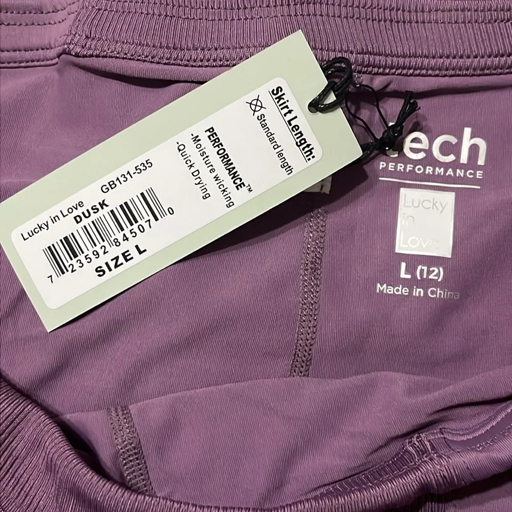 Lucky In Love Womens Tech Flight Short Golf Skort in Dusk Purple NWT